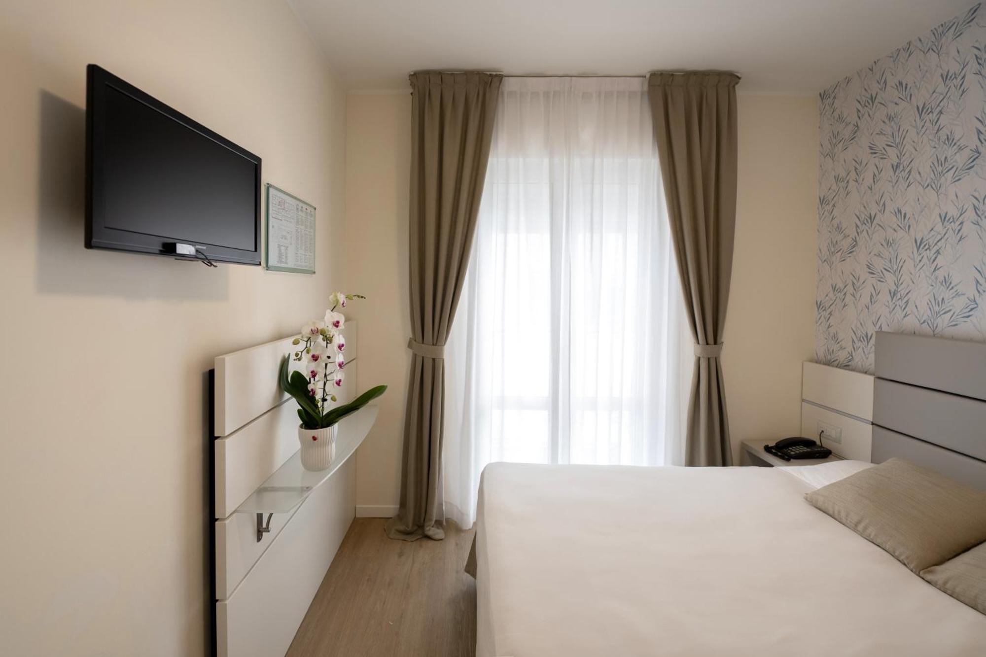 Hotel Astoria Каорле Екстер'єр фото