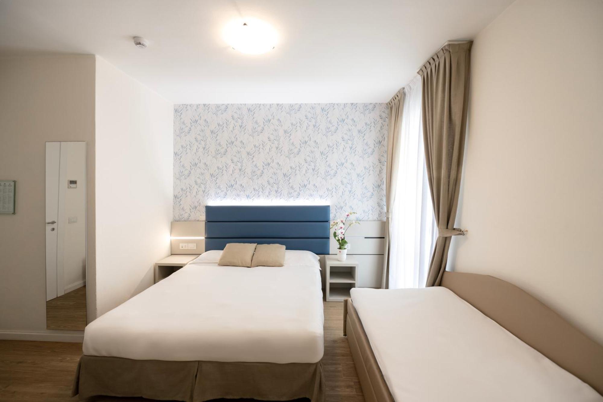 Hotel Astoria Каорле Екстер'єр фото
