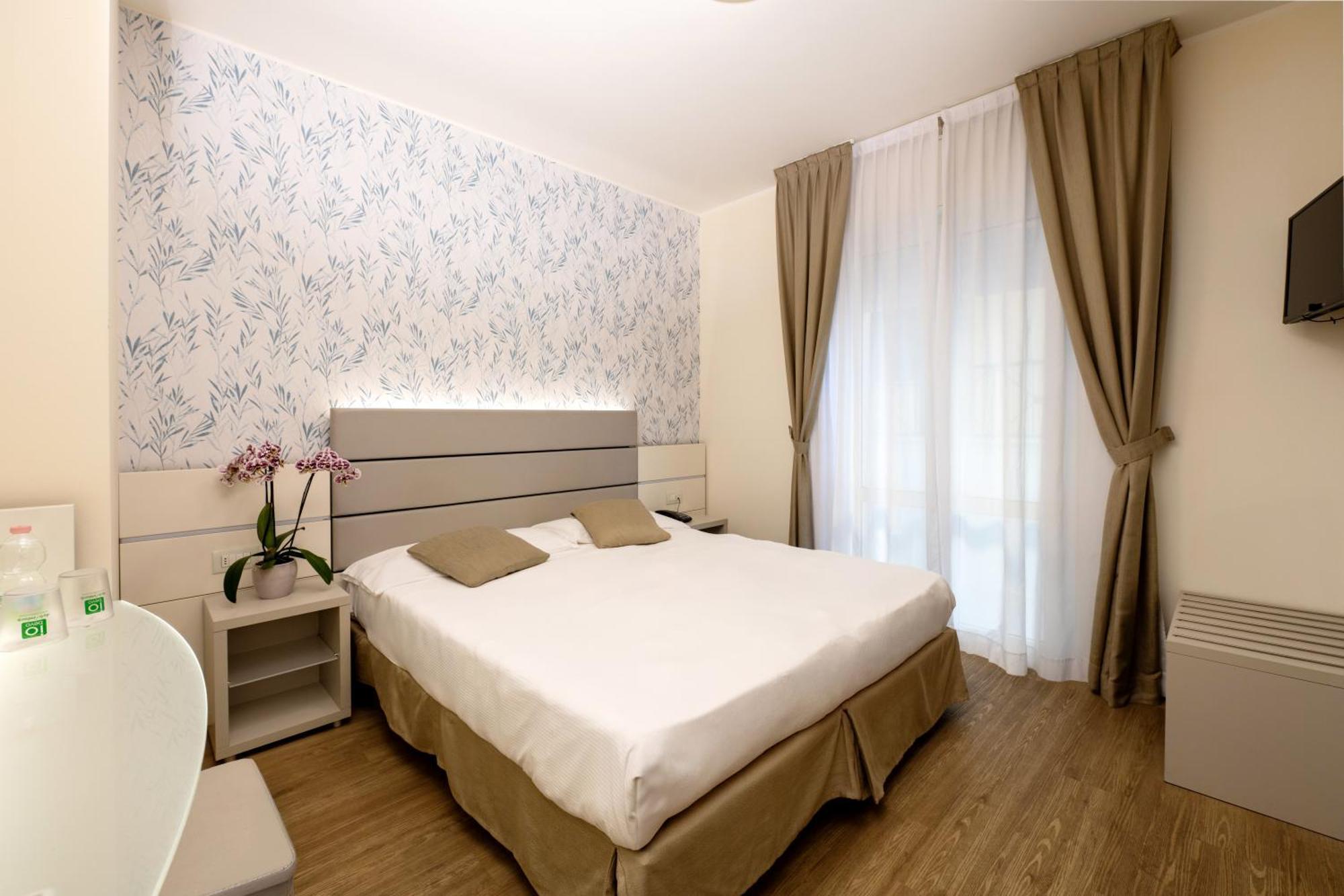 Hotel Astoria Каорле Екстер'єр фото